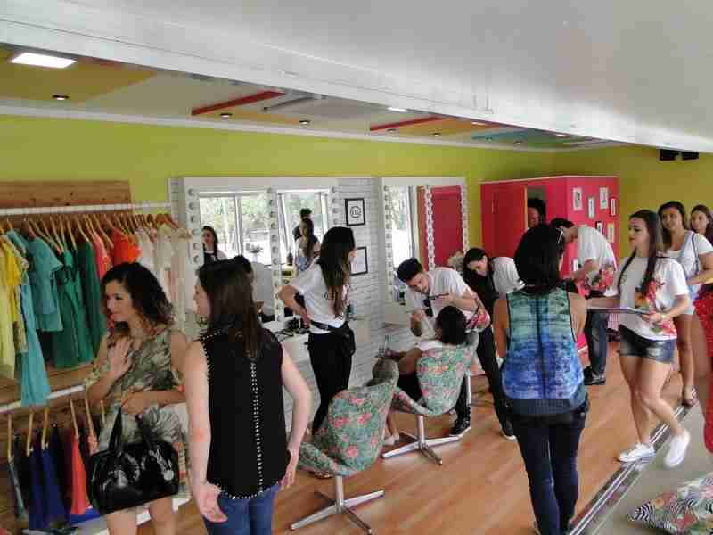 Unidade movel loja itinerante